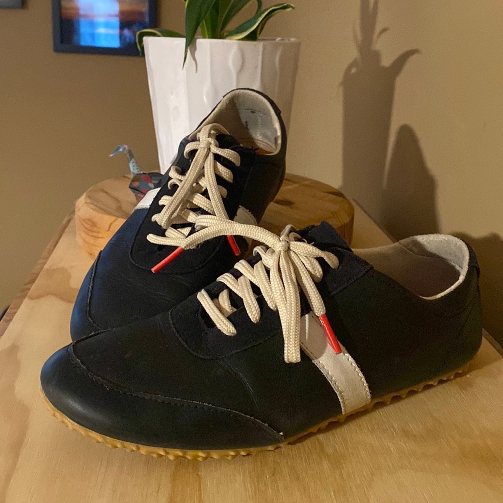 Plae Sneakers